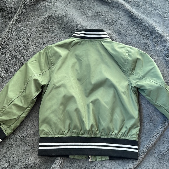 Carter’s Light Jacket - Picture 3 of 3